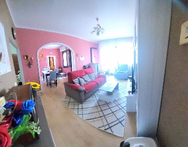 Foto Appartamento a Cavriglia di 120 m² con 5 locali in vendita
