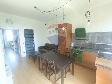 Foto Appartamento in Via Carlo Ilarione Petitti, Milano di 50 m² in affitto