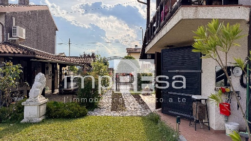 Foto Casa indipendente in Via della Madonna, Montereale Valcellina di 90 m²