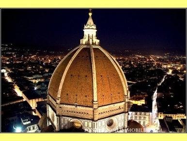 Foto Locale commerciale in PIAZZA SAN GIOVANNI, Firenze Duomo di 540 m²