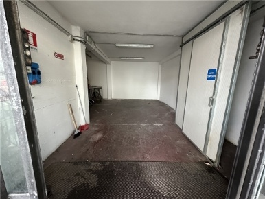 Foto Magazzino in VIA VALDELSA 1, Empoli Ponte a Elsa - Brusciana di 380 m²