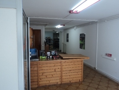Foto Negozio in CAPPUCCINI, Empoli Carraia - Torricelli di 230 m²