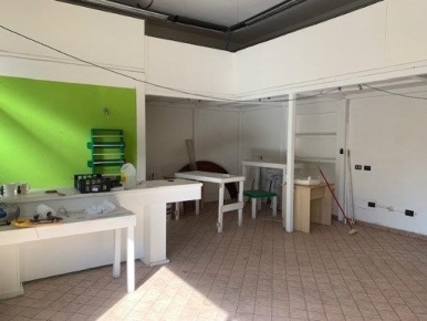 Foto Locale commerciale in VIA MONACO, Empoli Serravalle - Tinaia di 80 m²
