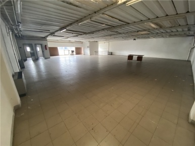 Foto Magazzino in VIA GIUSEPPE DI VITTORIO 1, Empoli Terrafino di 360 m²
