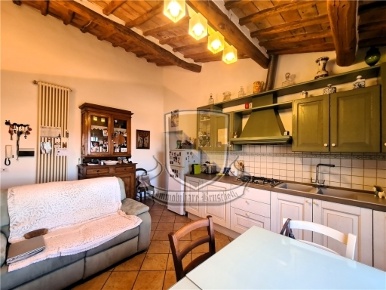 Foto Appartamento in ROSIA, Sovicille di 65 m² con 4 locali in vendita