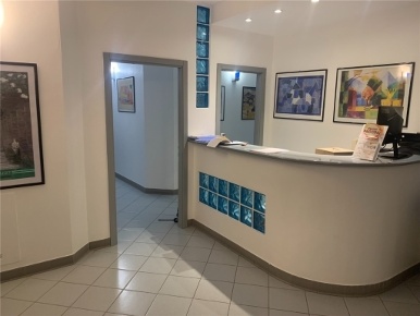 Foto Ufficio in VIA DI PORTO, Signa Centro di 145 m² con 9 locali