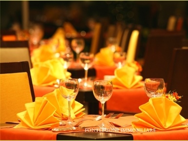 Foto Ristorante a Firenze di 380 m² in vendita