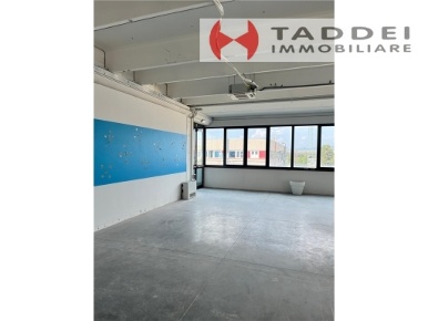 Foto Magazzino in VIA BARONTINI, Scandicci Via Pisana di 140 m² in vendita