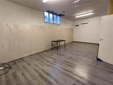 Foto Locale commerciale in VIA MONTANARA, Empoli Masini - XX Settembre