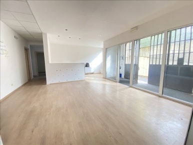 Foto Magazzino in VIA DEI TOMMASI, Firenze Cintoia - Le Torri di 180 m²