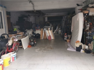 Foto Magazzino in ALAMANNI, Empoli Ospedale - Santa Maria di 186 m²