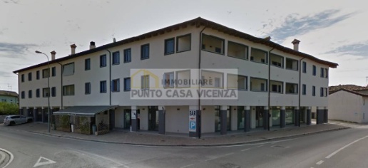 Foto Locale commerciale in VIA SANT'AGOSTINO, Vicenza Centro Storico