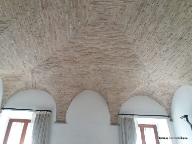 Foto Ufficio in CORSO MAZZINI, Ascoli Piceno di 155 m² con 5 locali