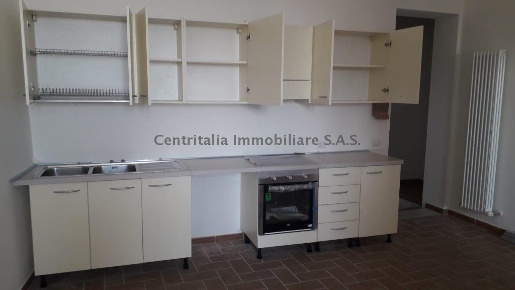 Foto Residence in VIA DEL LEONE, Urbino Centro con 5 locali in affitto