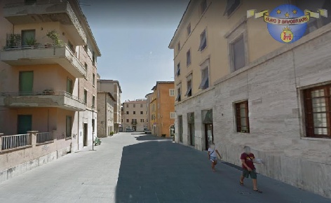 Foto Locale commerciale in VIA ANTONIO CECI9, Ascoli Piceno di 115 m²