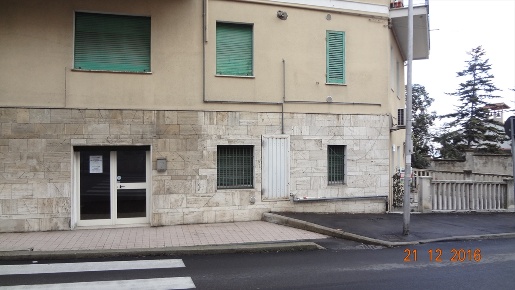 Foto Locale commerciale in Via Brigata Maiella, Chieti Chieti Città