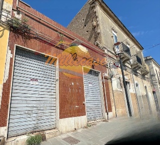 Foto Locale commerciale in VIA PIAVE, Siracusa Borgata - Santa Lucia