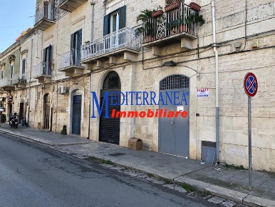 Foto Attività commerciale in Corso Cotugno 51, Ruvo di Puglia Centro