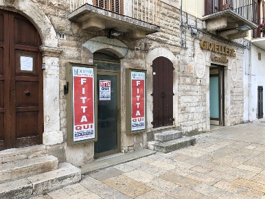 Foto Locale commerciale in Corso G. Jatta, Ruvo di Puglia Centro di 40 m²