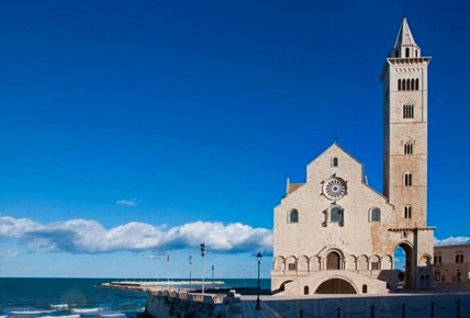 Foto Attività commerciale a Trani in vendita