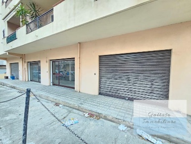 Foto Attività commerciale a Reggio di Calabria Centro Storico di 120 m²