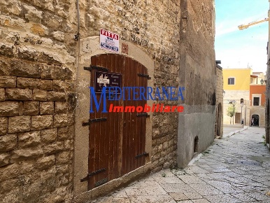 Foto Attività commerciale in Pendio San Matteo 3, Bisceglie di 110 m²