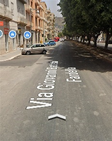 Foto Locale commerciale a Trapani Centro di 286 m² con 3 locali in vendita