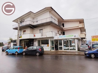 Foto Locale commerciale in Generale Luigi Ganini, Taurianova Centro