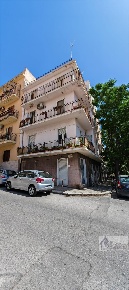 Foto Locale commerciale in via venezia, Reggio di Calabria Centro Storico