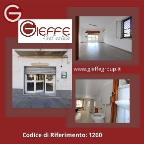 Foto Locale commerciale a Taurianova Centro di 36 m² con 1 locali