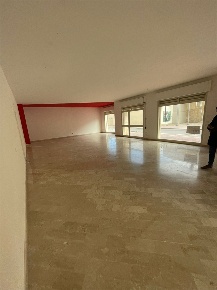 Foto Locale commerciale a Marsala Stagnone di 220 m² in affitto