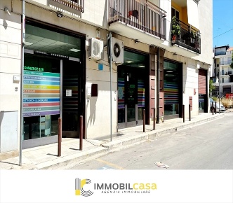 Foto Locale commerciale a Altamura di 300 m² in vendita