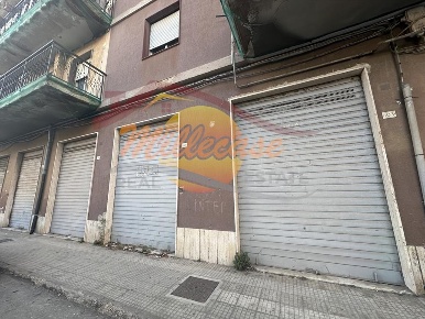 Foto Locale commerciale in VIA VANVITELLI, Siracusa Bosco Minniti di 55 m²