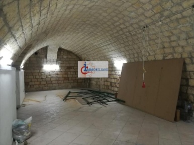 Foto Locale commerciale in VIA CAVALLOTTI, Andria Ospedale di 80 m²