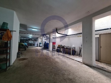 Foto Magazzino in Via Pasubio, Bisceglie di 285 m² in vendita