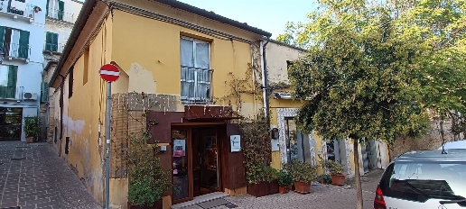 Foto Attività commerciale in Via Vernia Nicoletto 12, Chieti Chieti Città