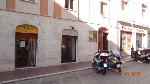 Foto Locale commerciale in Via Spaventa, Chieti Chieti Città di 30 m²