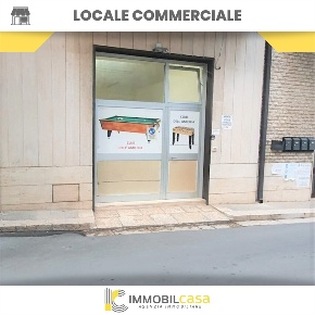 Foto Locale commerciale a Altamura di 100 m² con 2 locali in vendita