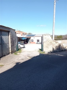 Foto Locale commerciale in Via Tana Di Lu Mazzoni Tronco A n. 5, Sassari