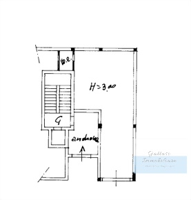 Foto Magazzino a Reggio di Calabria Centro Storico di 65 m² in vendita