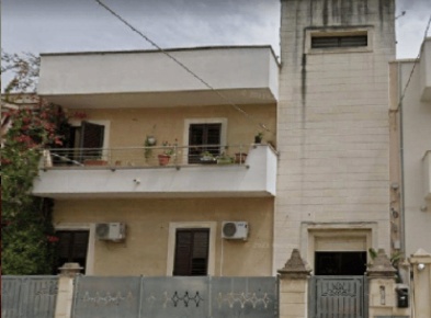 Foto Appartamento in Via Rudiae 4, Lecce di 146 m² con 6 locali in aste