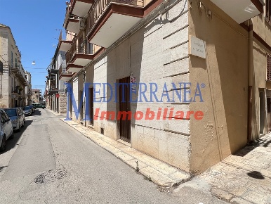 Foto Ufficio in Via Mario Pagano 80/82, Ruvo di Puglia Centro di 50 m²
