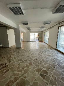 Foto Attività commerciale a Marsala Centro Urbano di 200 m² in affitto