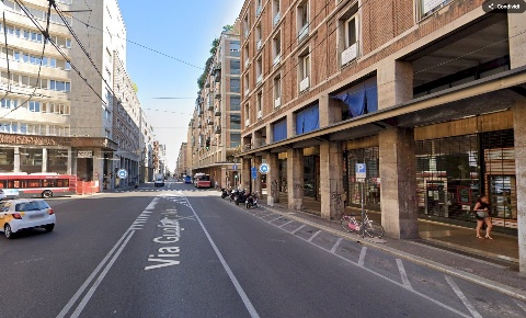 Foto Negozio in VIA MARCONI, Bologna Marconi di 120 m² con 1 locali