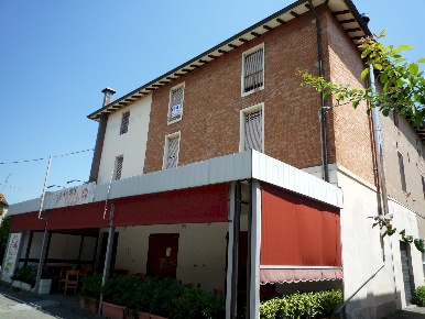 Foto Hotel in via Montanara 384, Imola Ponticelli di 955 m² con 1 locali