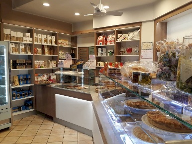 Foto Gelateria - Pasticceria in via Nicola Brovardi 1, Asti Stadio di 50 m²