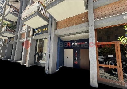 Foto Negozio in Via brigata bari 146c, Bari Libertà di 500 m² con 1 locali