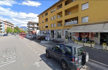 Foto Negozio in Corso della Repubblica 226, Cassino Centro di 109 m²
