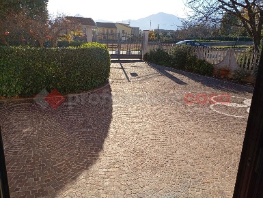 Foto Negozio in Via Salci 10, Frosinone Cerreto di 70 m² in affitto