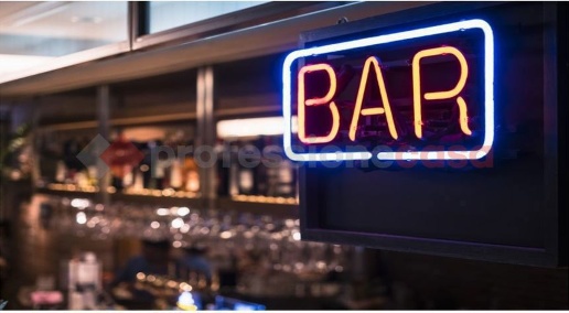 Foto Bar in Piazza LibertÃ  1, Arconate Centro di 85 m² con 2 locali